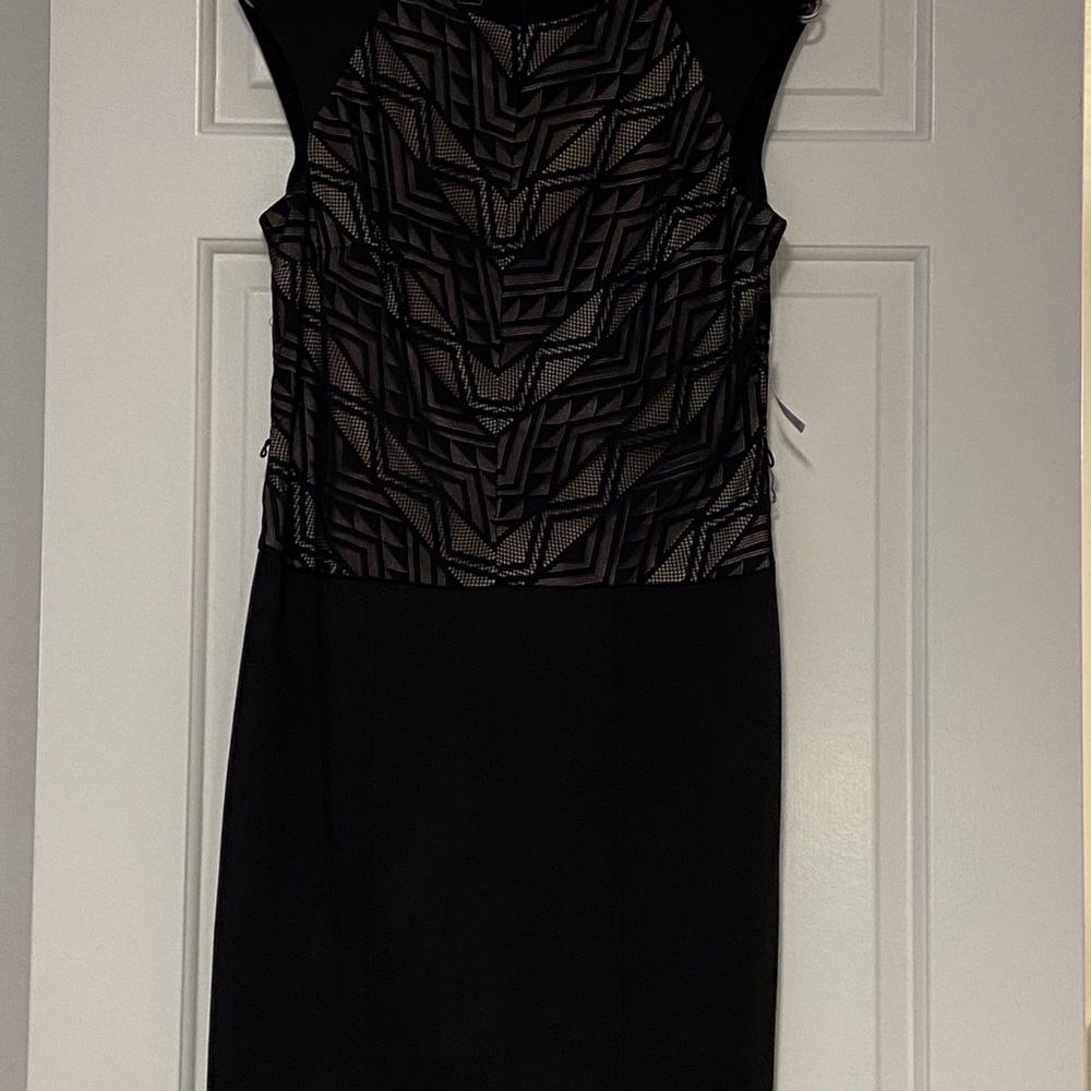 Dress - Picture 2 of 4